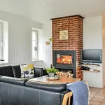Two-bedroom In Hvide Sande *
