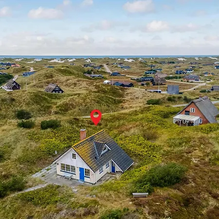 Ferienhaus Two-bedroom In Hvide Sande